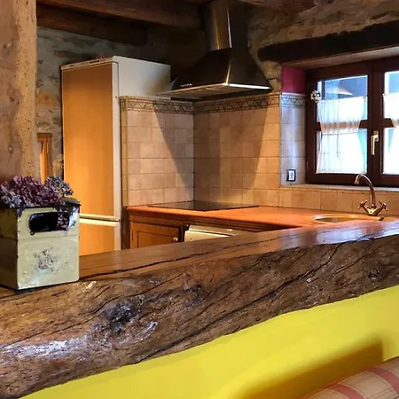 Casa Rural La Ti Isabel בקתה